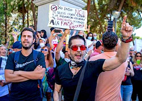 protestas_negacionistas_apfoto_andreacomas.jpg protestas_negacionistas_apfoto_andreacomas.jpg