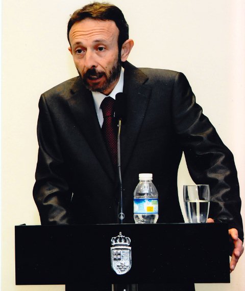 academia3.jpg academia3.jpg