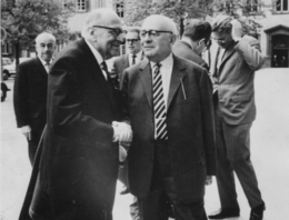 horkheimer_adorno_y_habermas_1965_heidelberg.png horkheimer_adorno_y_habermas_1965_heidelberg.png