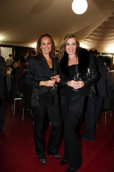 con_la_galardonada.jpg con_la_galardonada.jpg