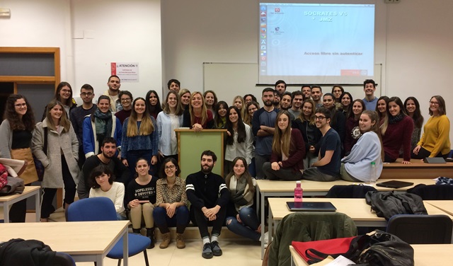 cuarto_clase2.jpg cuarto_clase2.jpg